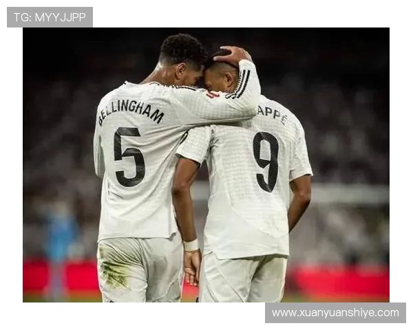 姆巴佩父亲参与戛纳传奇赛齐达内维埃拉德尚等巨星同场竞技