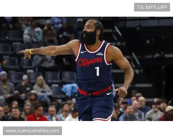 卢指导谈哈登提前下场原因球员自我评估是关键因素